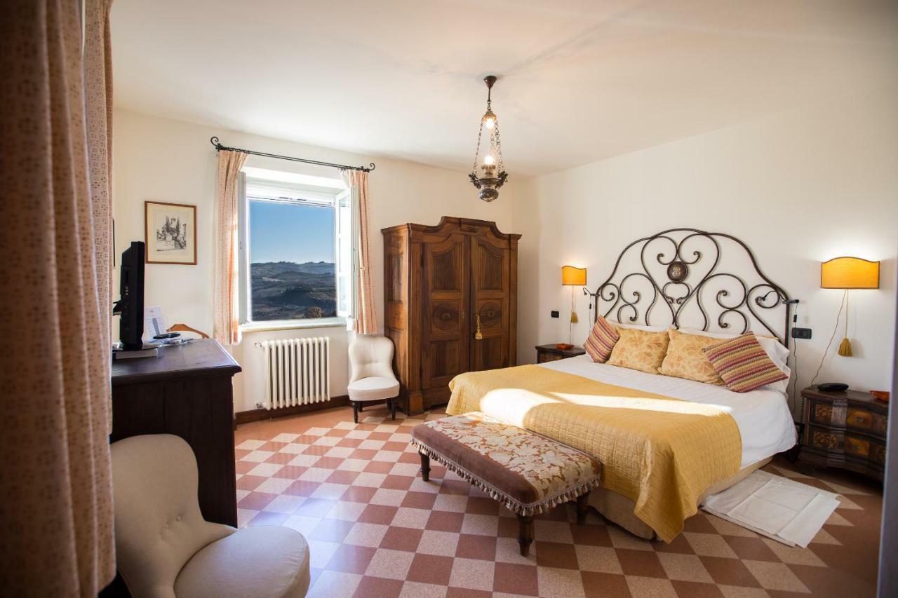 Locanda Del Pilone Country house *